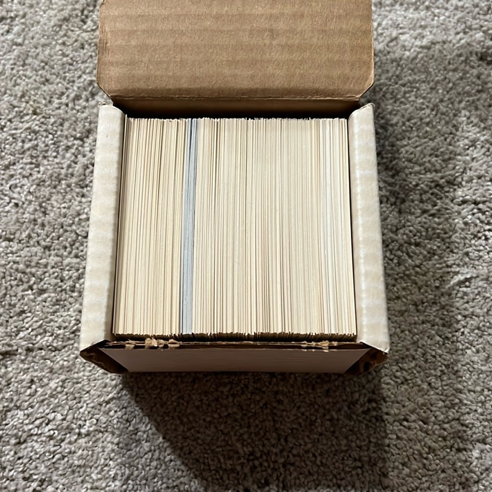 Box of hockey cards at random
